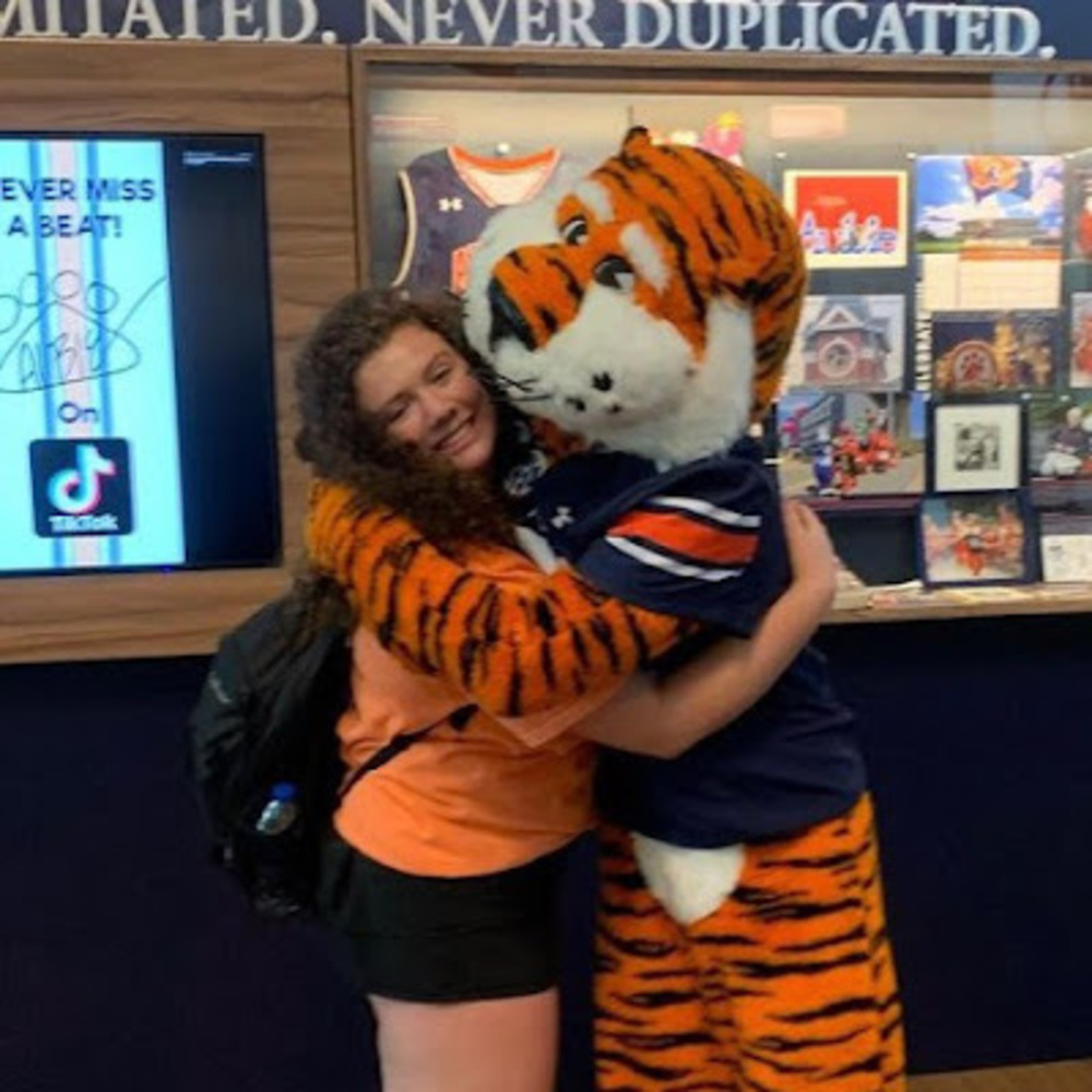 Meet your Posher, Emma